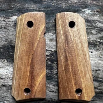 1911 OFFICER's Master's Grips SMOOTH Ready for Immediate Shipping 19110876CS