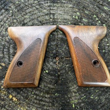 Mauser HSc Masters Grips Checkered READY FOR IMMEDIATE SHIPPING Mauswr0104C