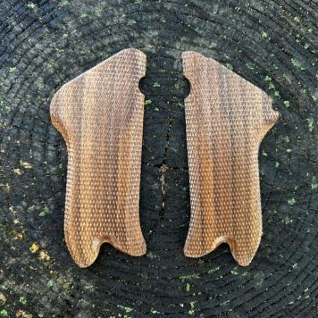 Luger P08 Master's Grips Full Checkered READY FOR IMMEDIATE SHIPPING luger0110c