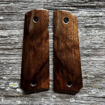 1911 GOVERNMENT HEIRLOOM Master's Grips Ready for Immediate Shipping 1911-1104-H