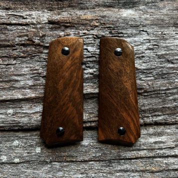 1911 OFFICER'S HEIRLOOM Master's Grips Ready for Immediate Shipping 1911-1127