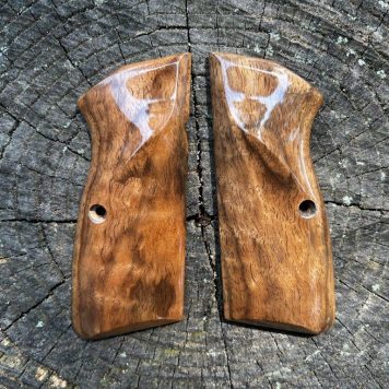 Heirloom-Grade MastersGrips for Hi-Power AVAILABLE FOR IMMEDIATE SHIPPING HP1249H