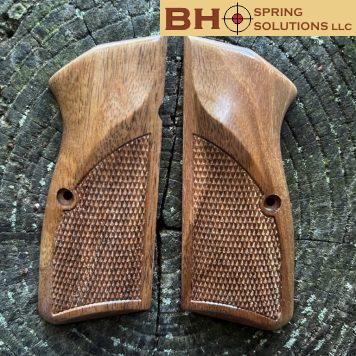 HiPower MastersGrips CHECKERED Ready for IMMEDIATE SHIPPING HP1408C