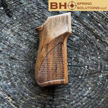 Makarov Grips Checkered - ready for IMMEDIATE shipping MAK1287C