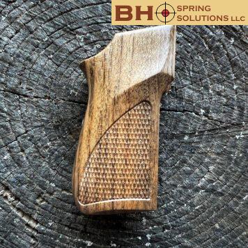 Makarov Grips Checkered - ready for IMMEDIATE shipping MAK1289C
