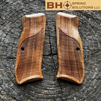 CZ-75 MastersGrips Low Profile CHECKERED Available for immediate shipping CZ12104LPC