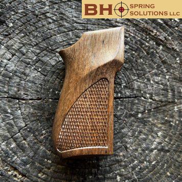 Makarov Grips Checkered - ready for IMMEDIATE shipping MAK1209C