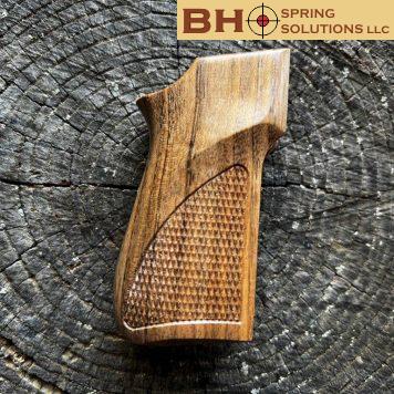 Makarov Grips Checkered - ready for IMMEDIATE shipping MAK1290C