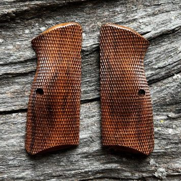 Special Series MastersGrips for Hi-Power AVAILABLE FOR IMMEDIATE SHIPPING HP1523FC__MarbleHeadWalnut