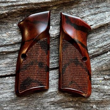 Special Series MastersGrips for Hi-Power AVAILABLE FOR IMMEDIATE SHIPPING HP1524C_SPECIAL FINISH WALNUT