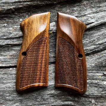 Special Series MastersGrips for Hi-Power AVAILABLE FOR IMMEDIATE SHIPPING HP1525C_Straight Grain Walnut