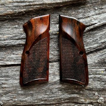 Special Series MastersGrips for Hi-Power AVAILABLE FOR IMMEDIATE SHIPPING HP1561C_SPECIAL FINISH WALNUT